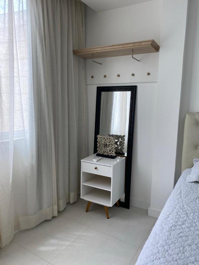 Apartamento Copacabana - Quadra Da Praia Rio de Janeiro Exterior photo
